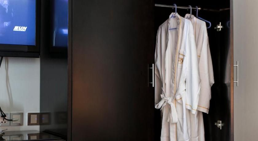 FARS Hotel & Resorts Deluxe King Room 19
