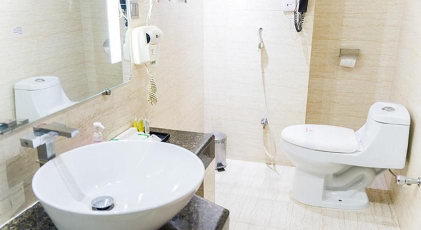 FARS Hotel & Resorts Deluxe King Room 17