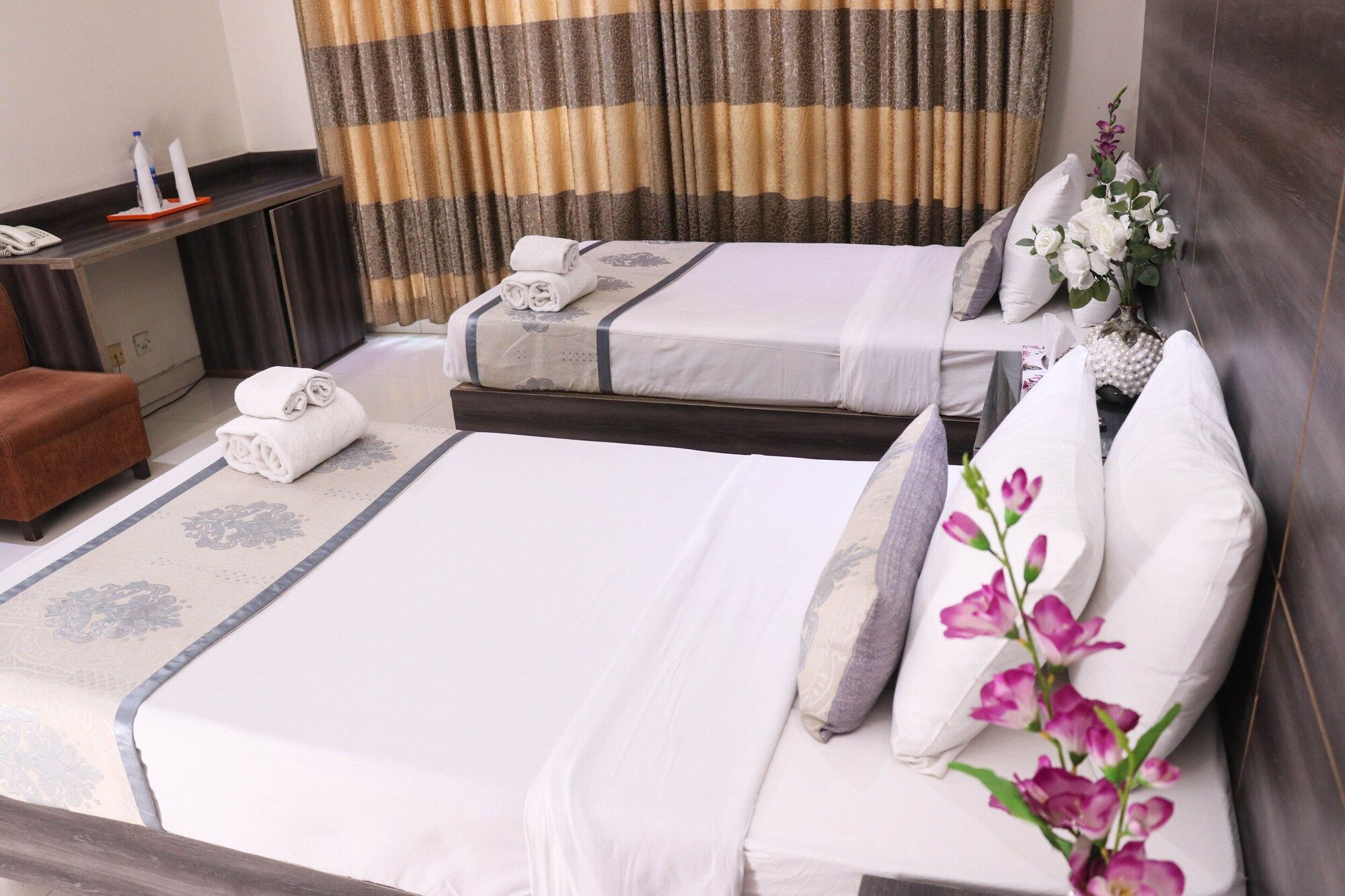 undefined Hotel Afford Inn 5