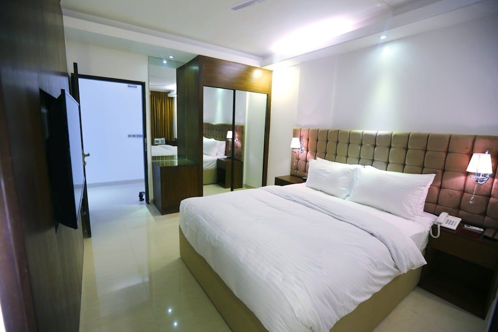 undefined Blossom Hotel Dhaka 5
