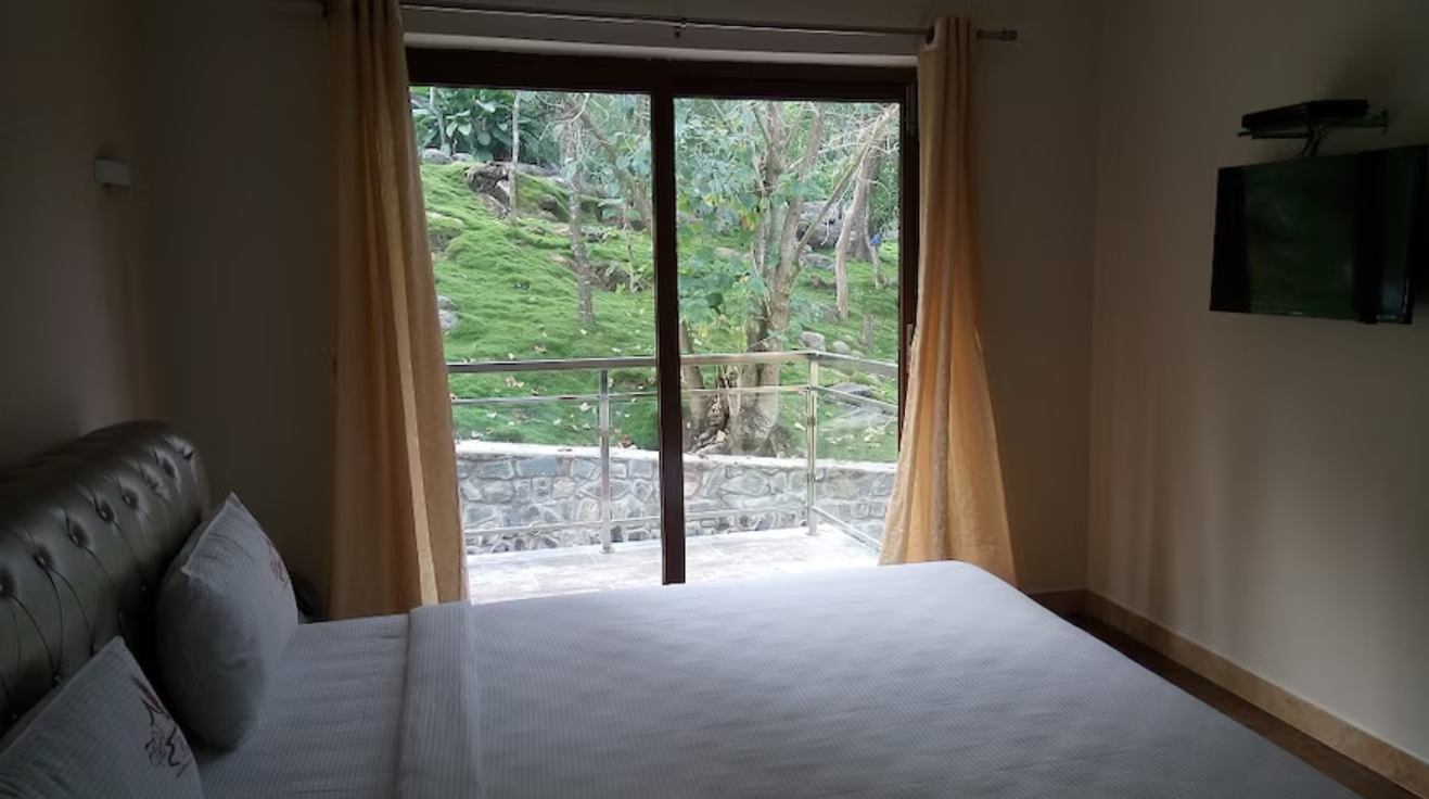 Garden View Room