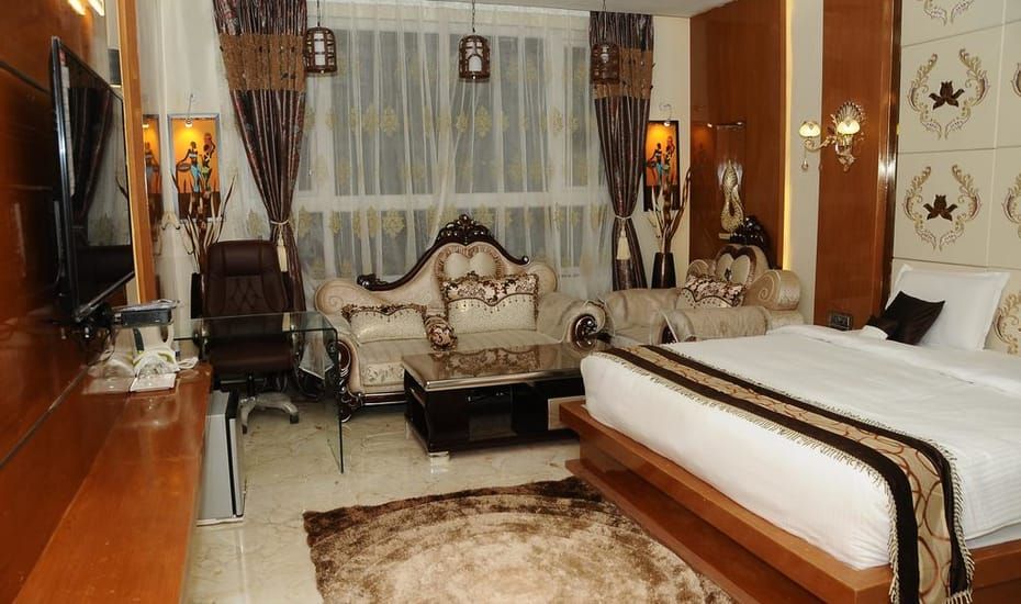 Hotel Rajahamsa by Go 2 Hotels Royal Executive 6