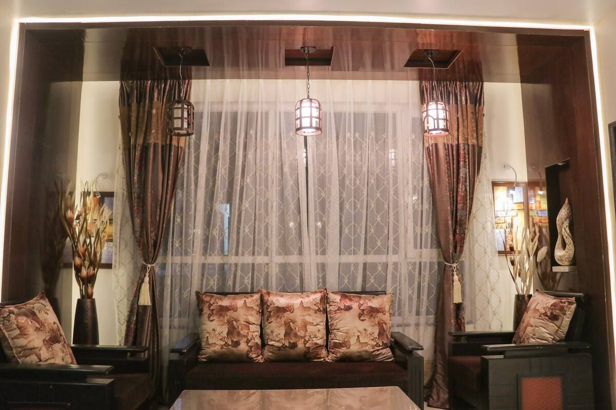 Hotel Rajahamsa by Go 2 Hotels Royal Executive 3