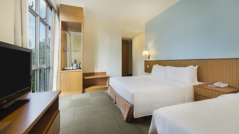 New Cape Inn Standard Room, Multiple Beds 4