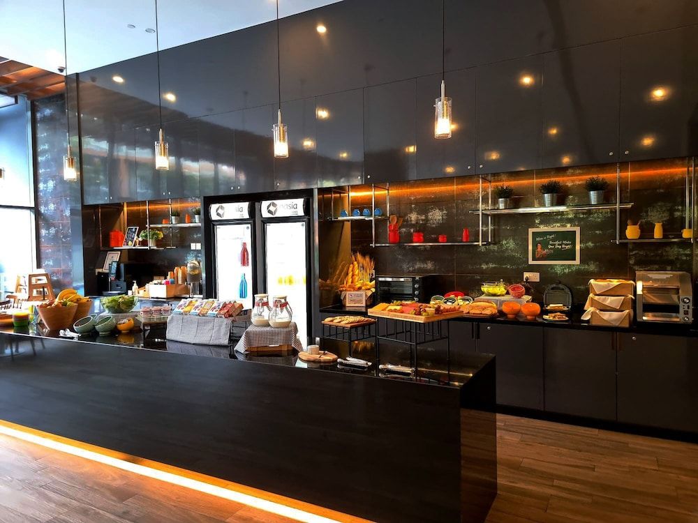 undefined Oasia Residence Singapore 7