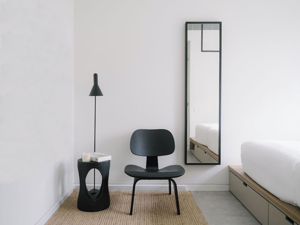 Lloyd's Inn Standard Room 3