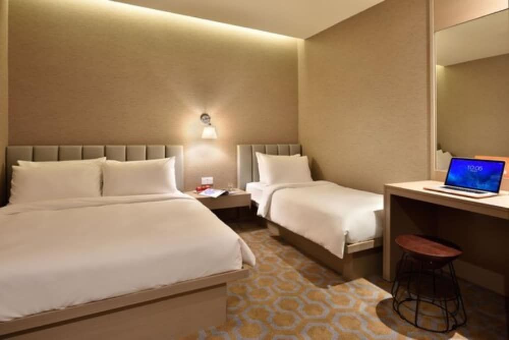 undefined Aerotel Singapore - Transit Hotel in Terminal 1 10