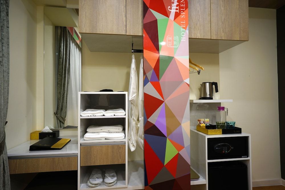 five6 Hotel Splendour Superior Queen 17