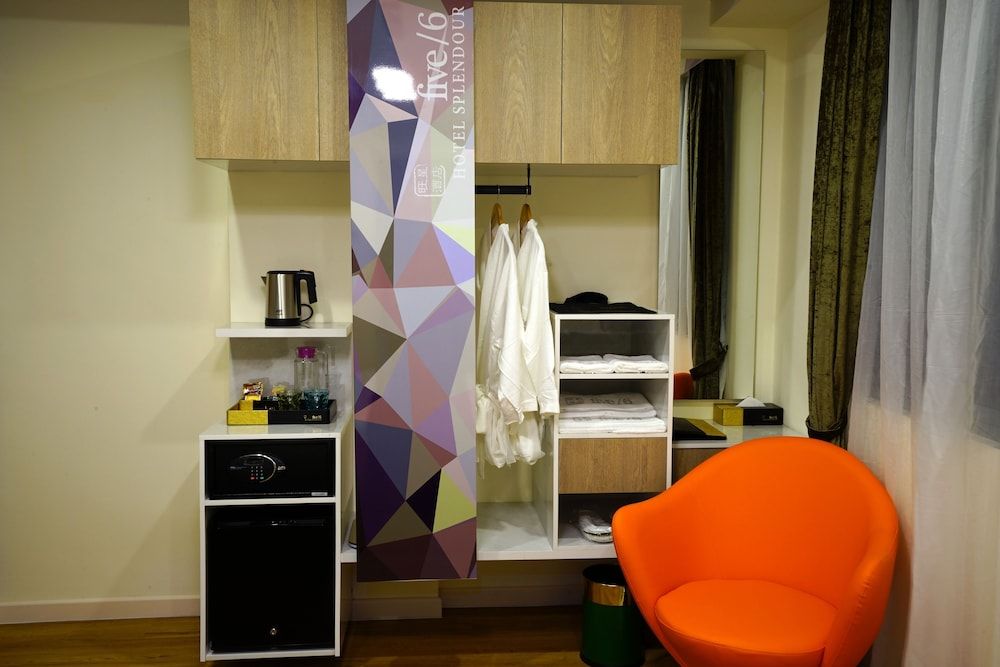 five6 Hotel Splendour Superior Queen 14