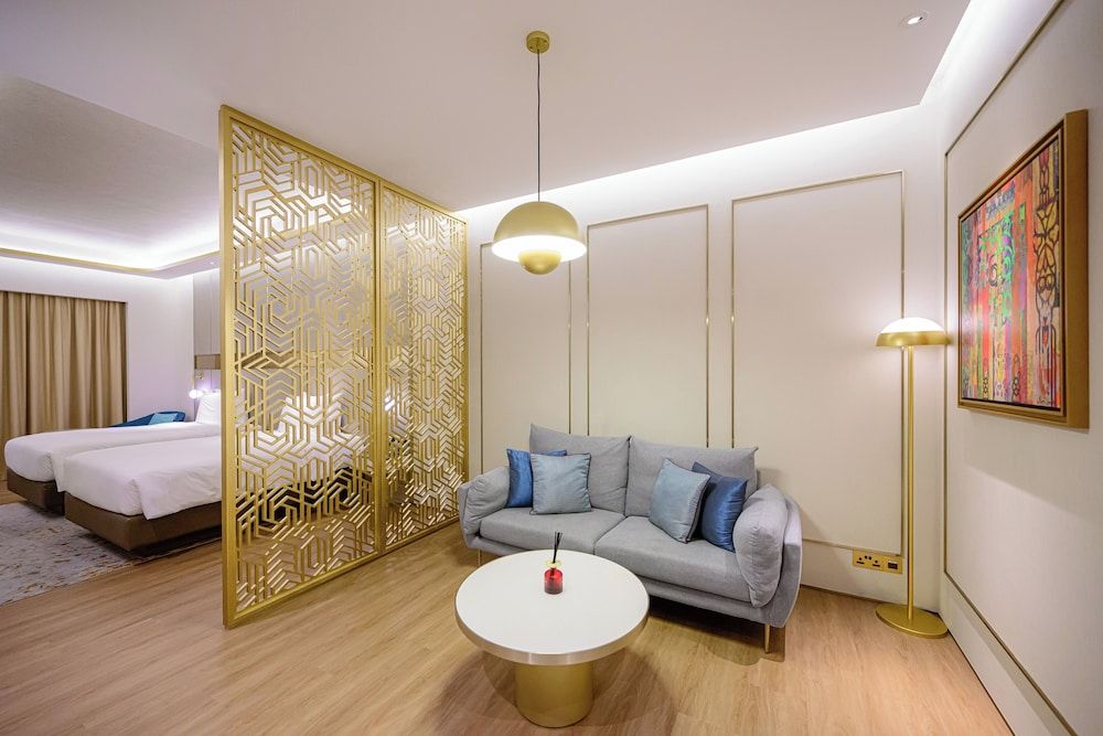 Resorts World Sentosa - Crockfords Tower Deluxe Suite (Subject to 2 Double Beds or 1 KingBed)