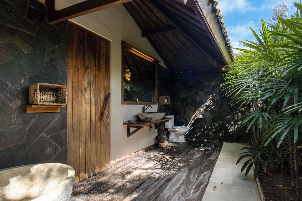 Breezy Point Villas Exclusive Villa, 3 Bedrooms, Private Pool, Garden View (Flamboyant House) 12