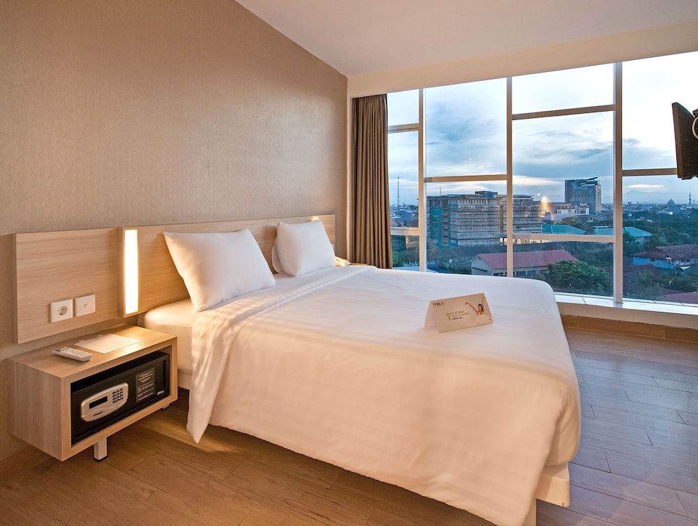 Whiz Prime Hotel Hasanuddin Makassar Superior Double Room