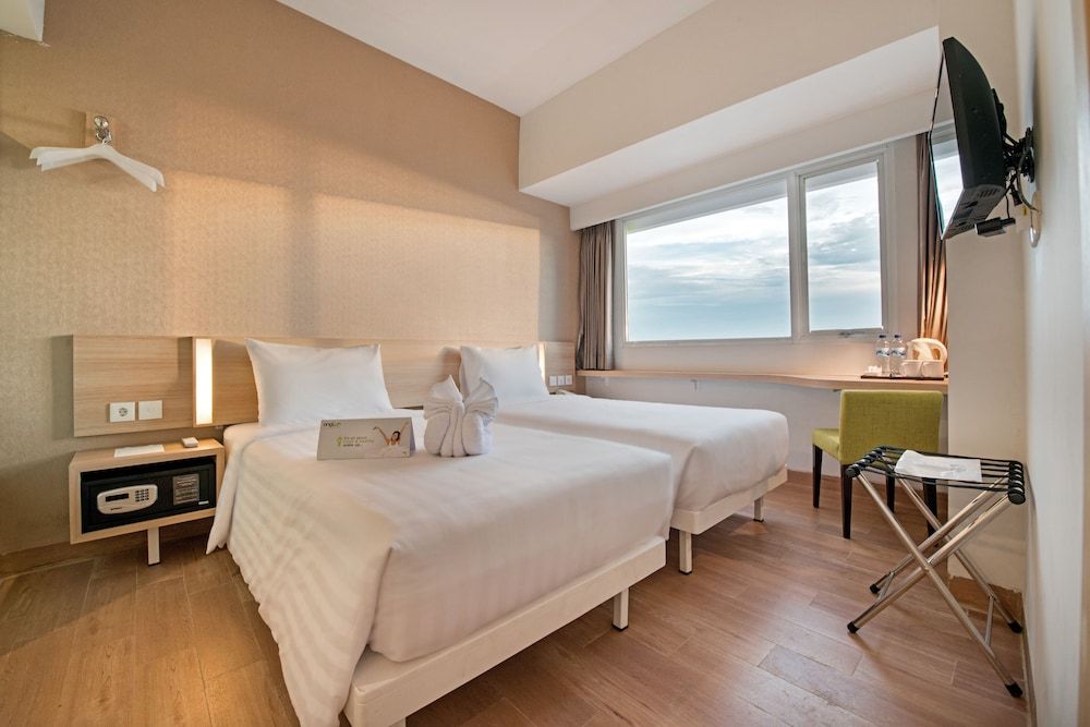 Whiz Prime Hotel Hasanuddin Makassar Superior Twin Room