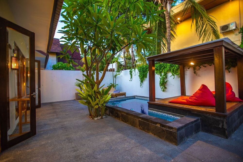 undefined Gili Sands Hotel & Bar