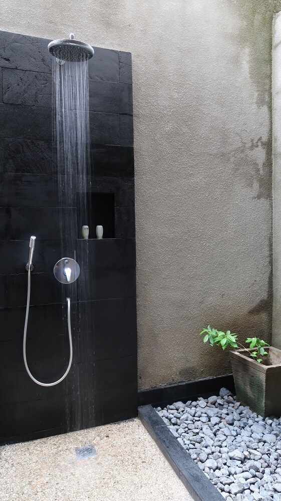 Dream Divers Deluxe Twin Bed Room 8