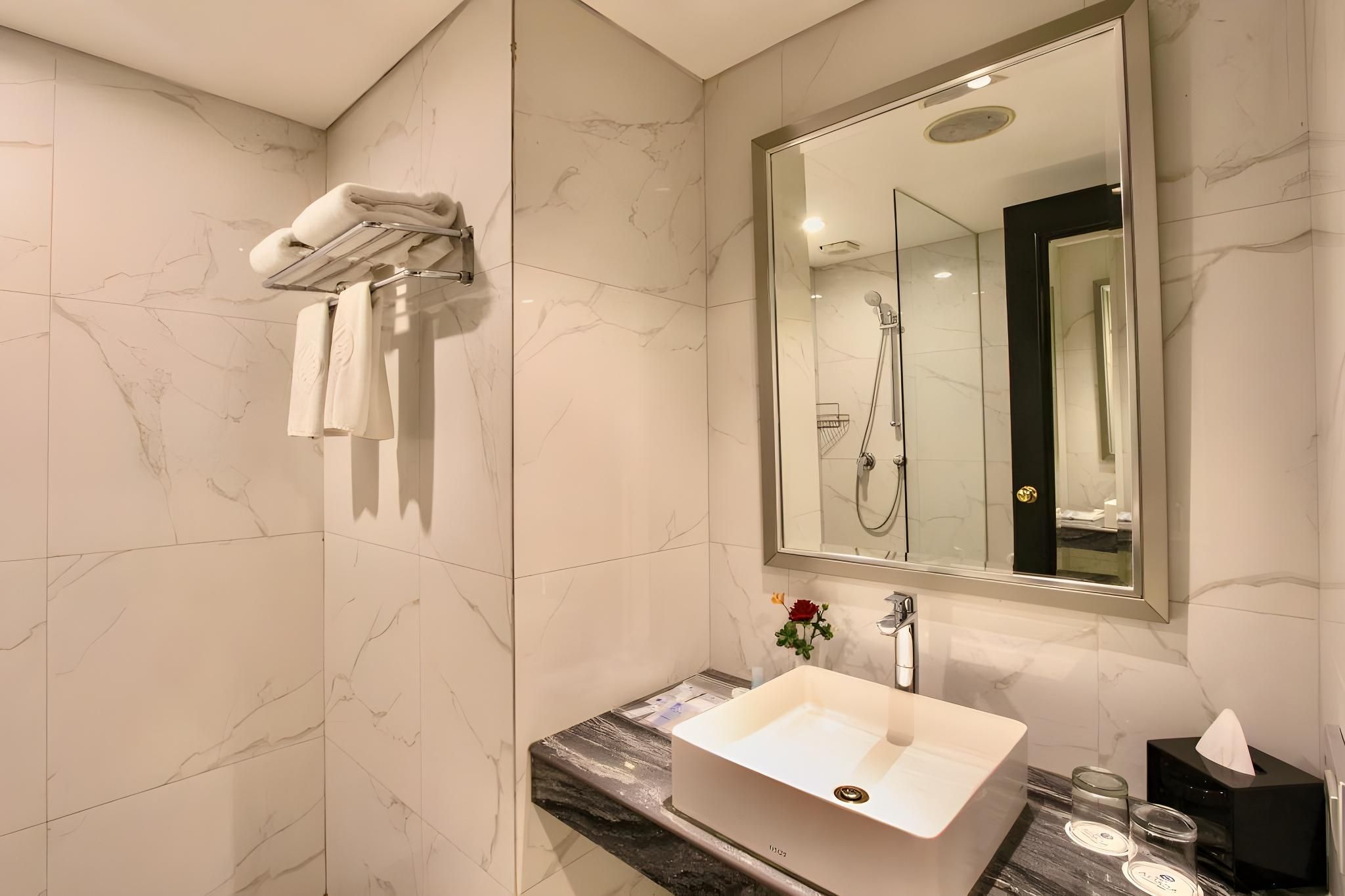 undefined The Acacia Hotel Jakarta 8