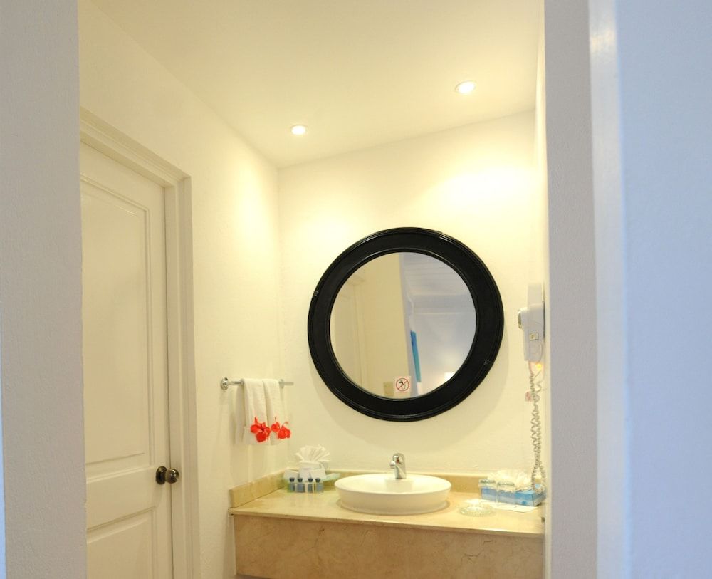 Blue JackTar Junior Suite 3