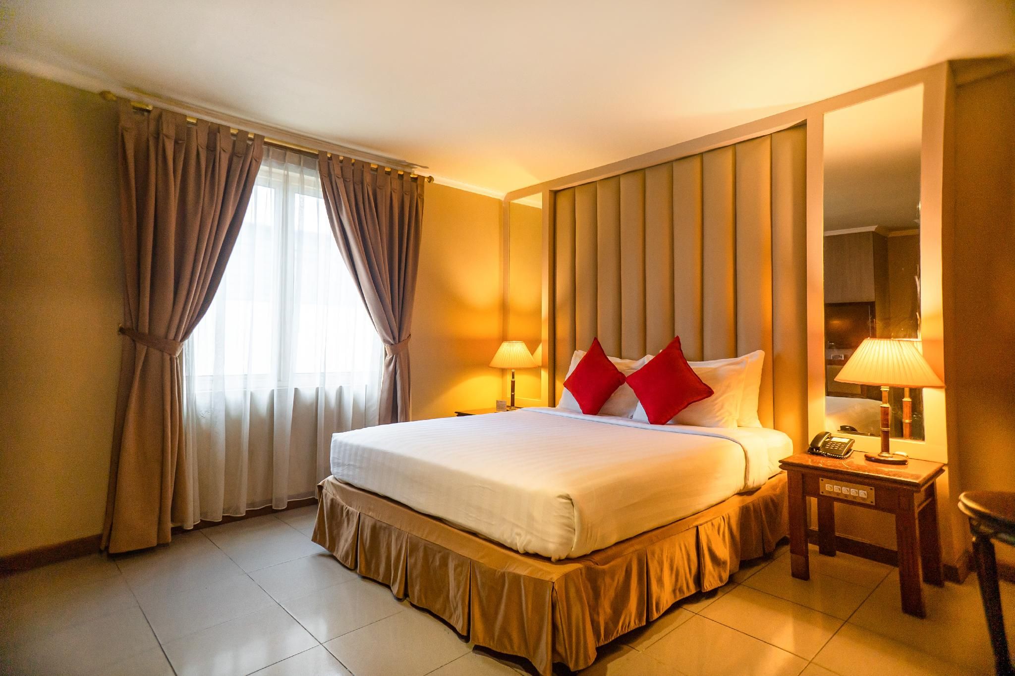 undefined Hotel Olympic 4