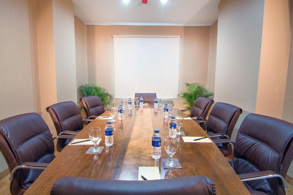 undefined Redstar Hotel 7