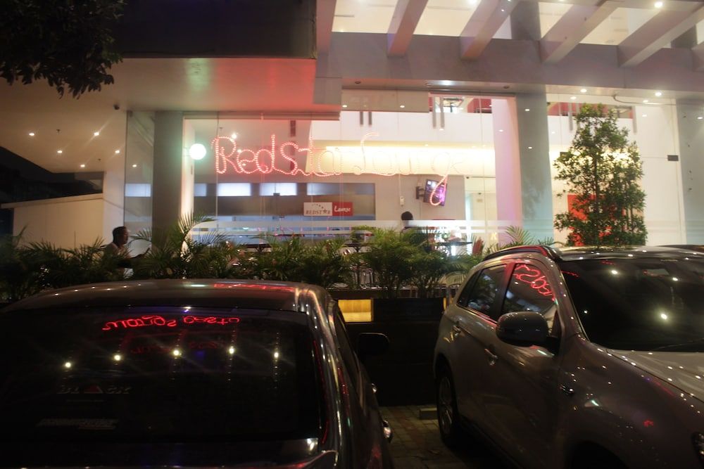 undefined Redstar Hotel 3
