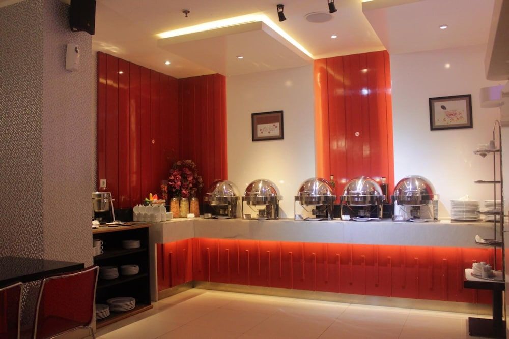 undefined Redstar Hotel 9