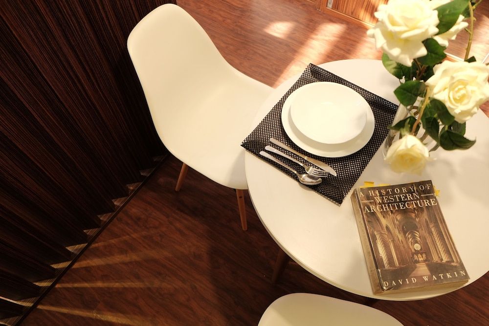 undefined Flat06 Tendean 8