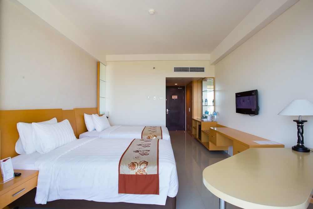 Golden Palace Hotel Lombok Deluxe Room, 2 Twin Beds, Non Smoking 2