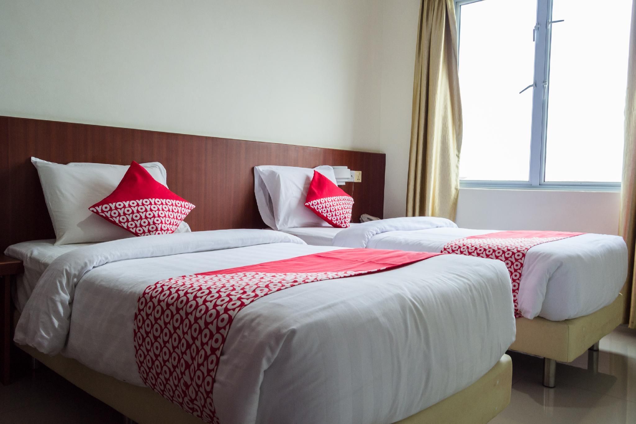 undefined Aviari Hotel 10