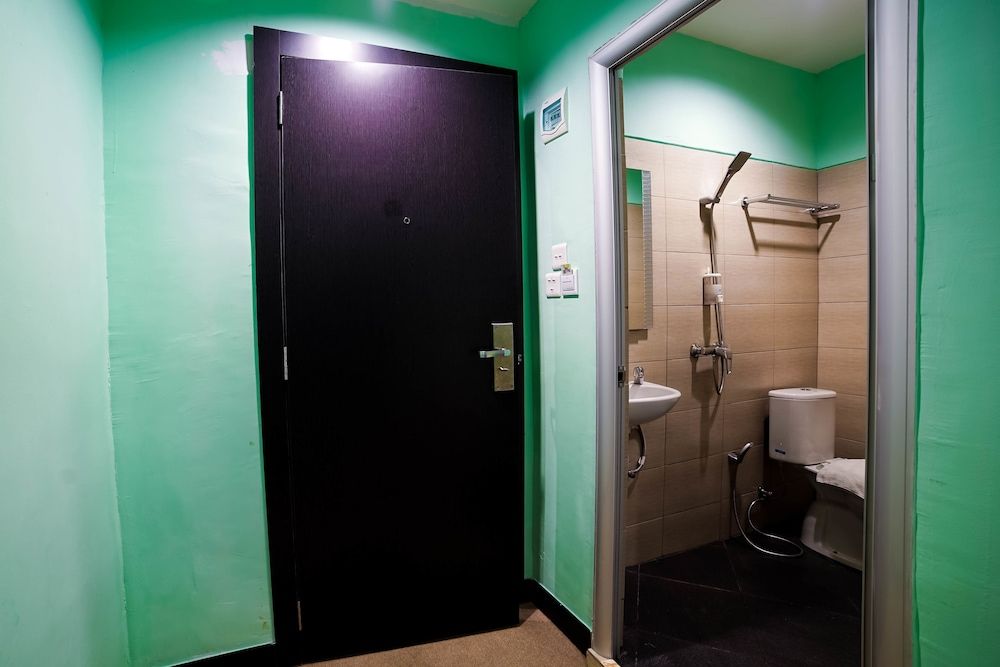 Greenland Hotel Batam Grand Deluxe (3 persons) 5