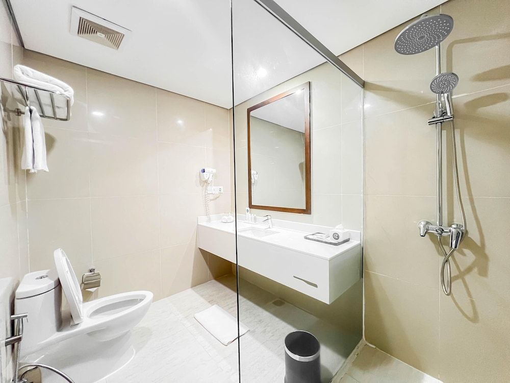 Golden Tulip Pontianak Deluxe Twin Room 5