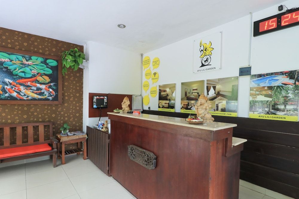 Check-in/check-out kiosk