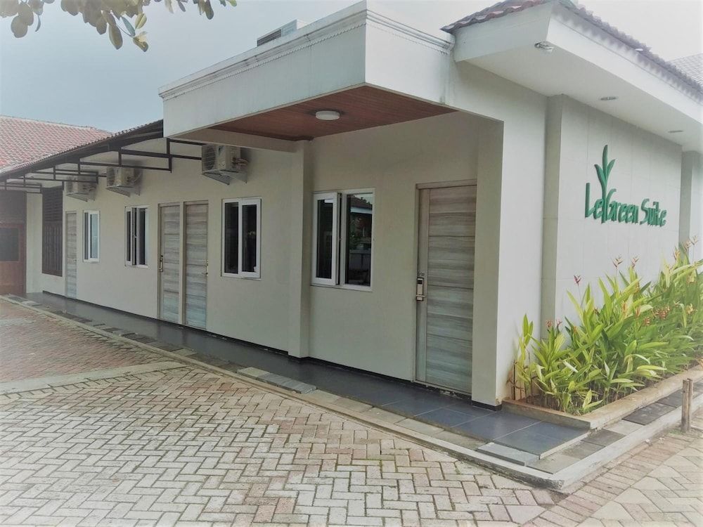 undefined LeGreen Suite Supomo 8