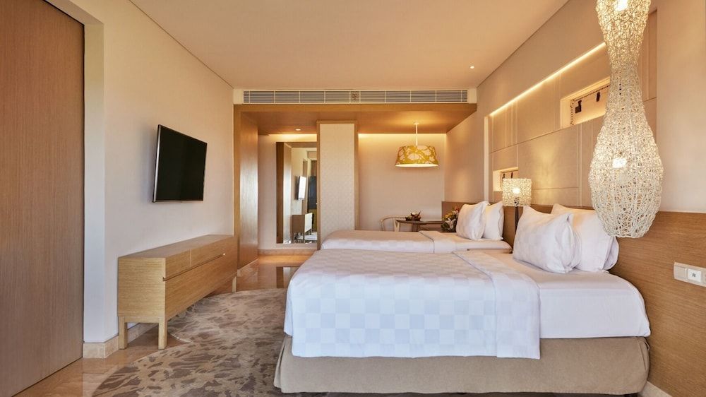 Wana 2BR Ocean View Room