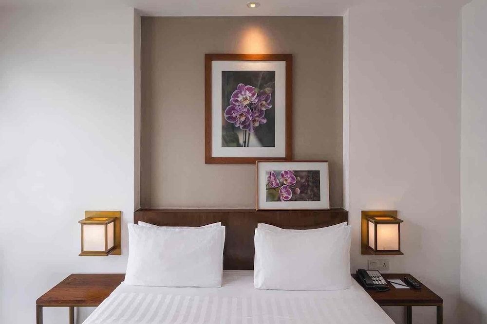 undefined Veranda Hotel at Pakubuwono 3