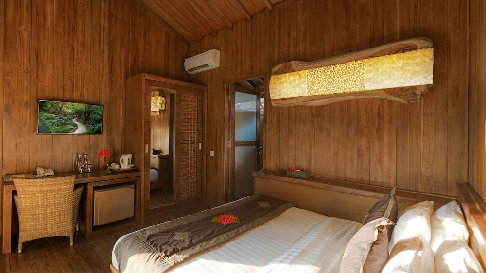 Pearl of Trawangan Teak Cottage 3