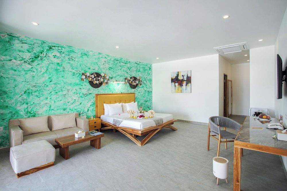 ART SUITE ROOM