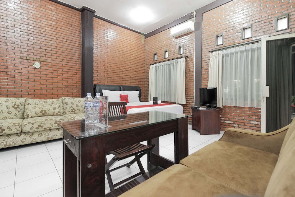 RedDoorz @ Cilandak Timur Double Room 20