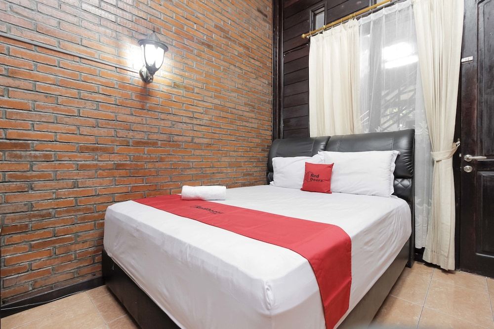 undefined RedDoorz @ Cilandak Timur 7