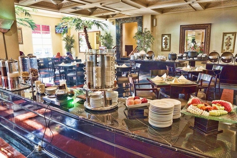 undefined Golden Boutique Hotel Melawai 3