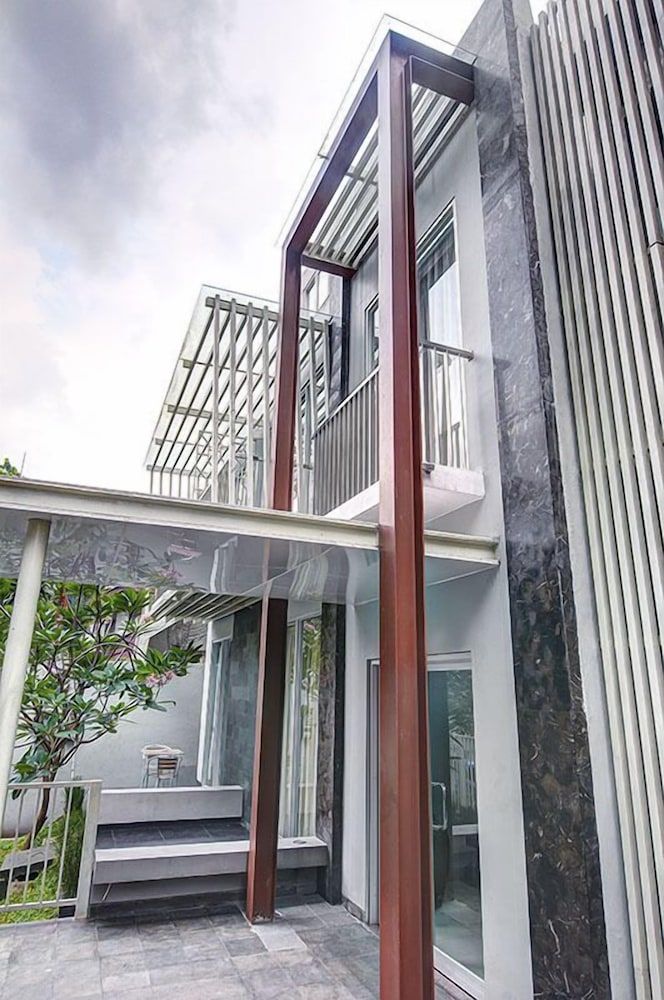 undefined Sampit Residence Managed by FLAT06 3