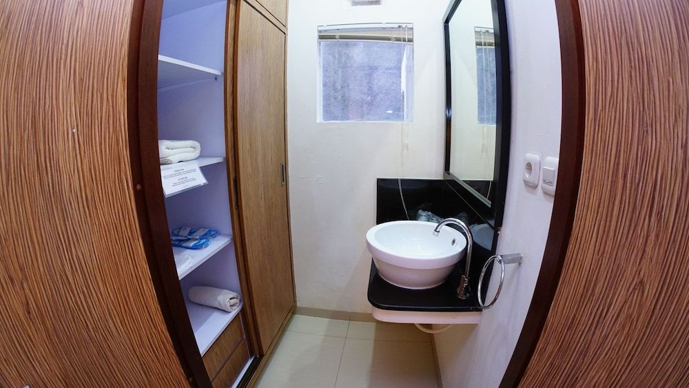 Ocean View Residence - Hotel Jepara Suite 14