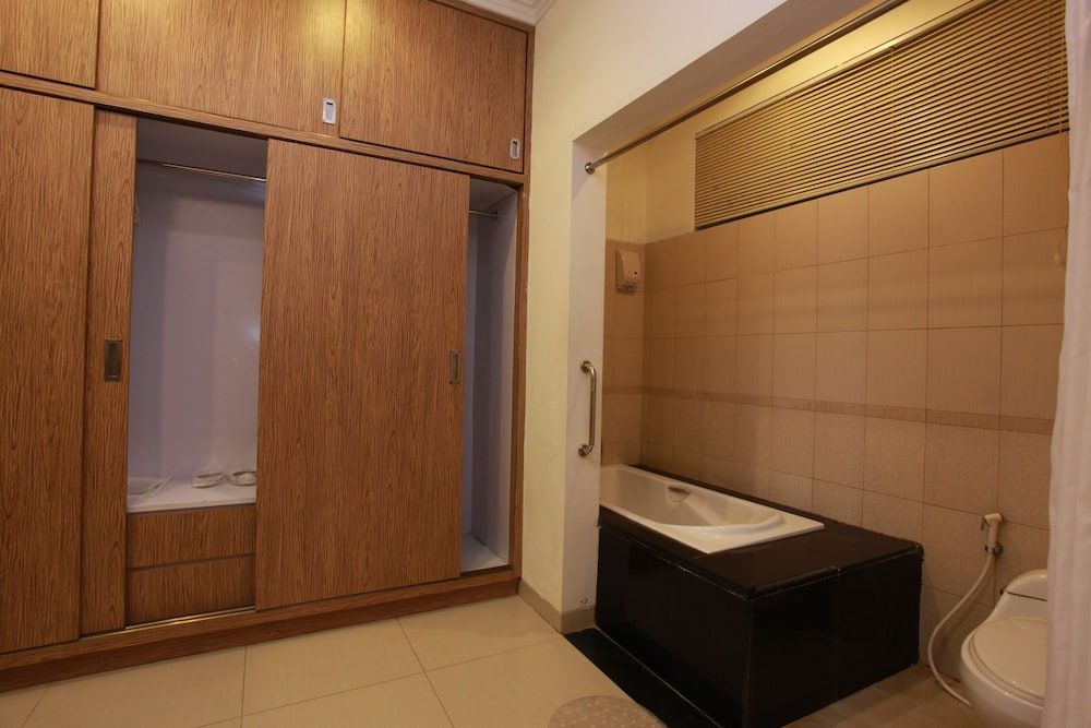 Ocean View Residence - Hotel Jepara Deluxe Room 18