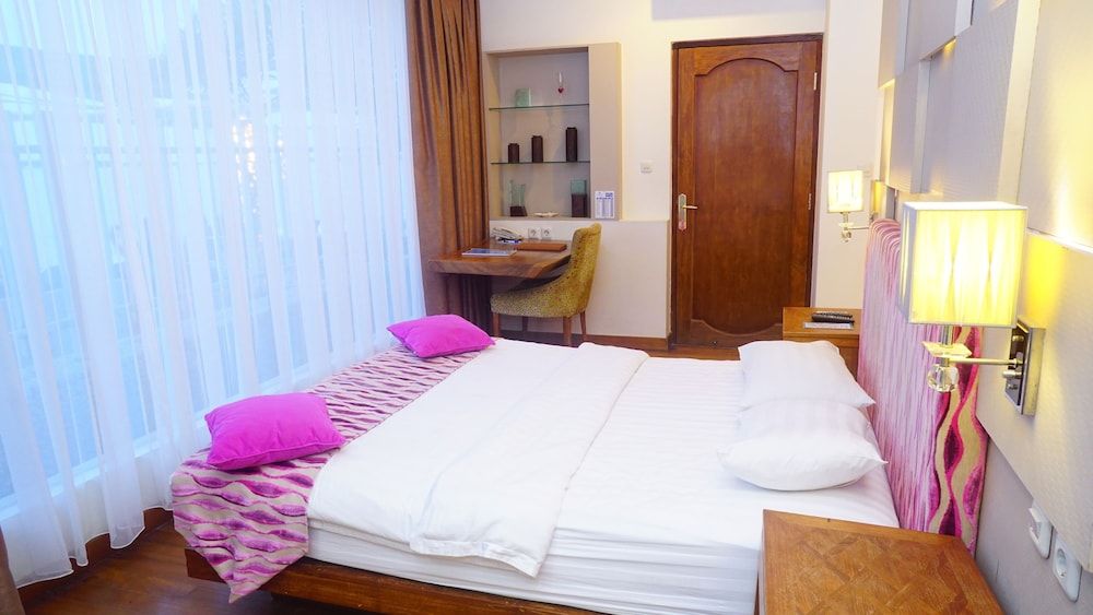 Ocean View Residence - Hotel Jepara Suite 2