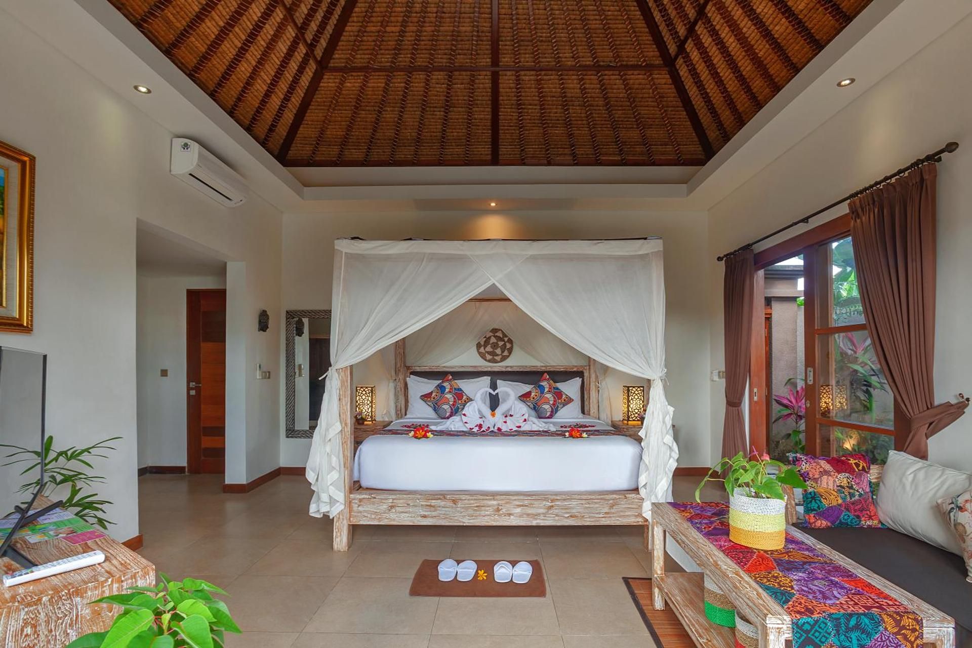 One-Bedroom Honeymoon Villa with Private Pool and Afternoon Tea