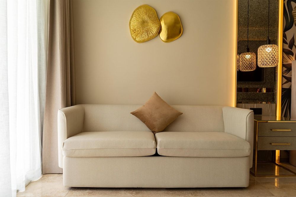 Grand Riviera Princess - All Inclusive Deluxe Room, Garden View 9