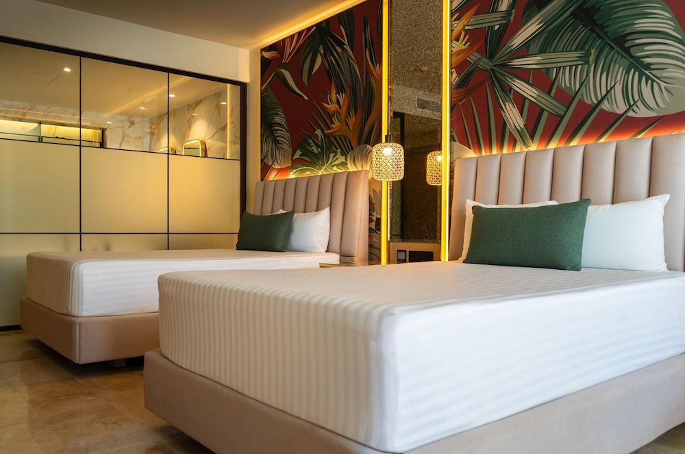 Grand Riviera Princess - All Inclusive Deluxe Room, Garden View 2