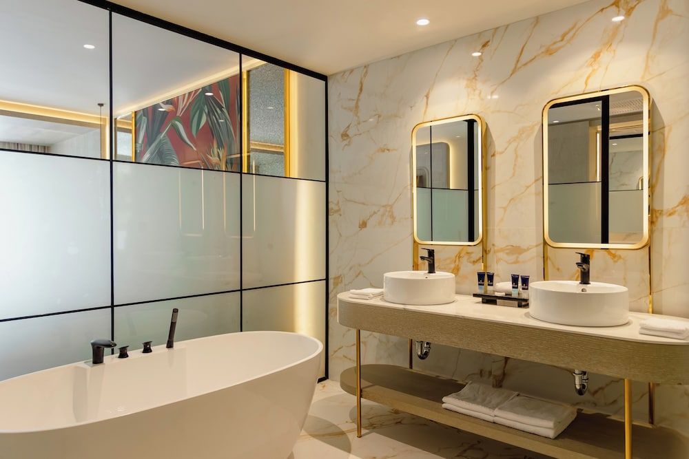 Grand Riviera Princess - All Inclusive Deluxe Room, Garden View 7