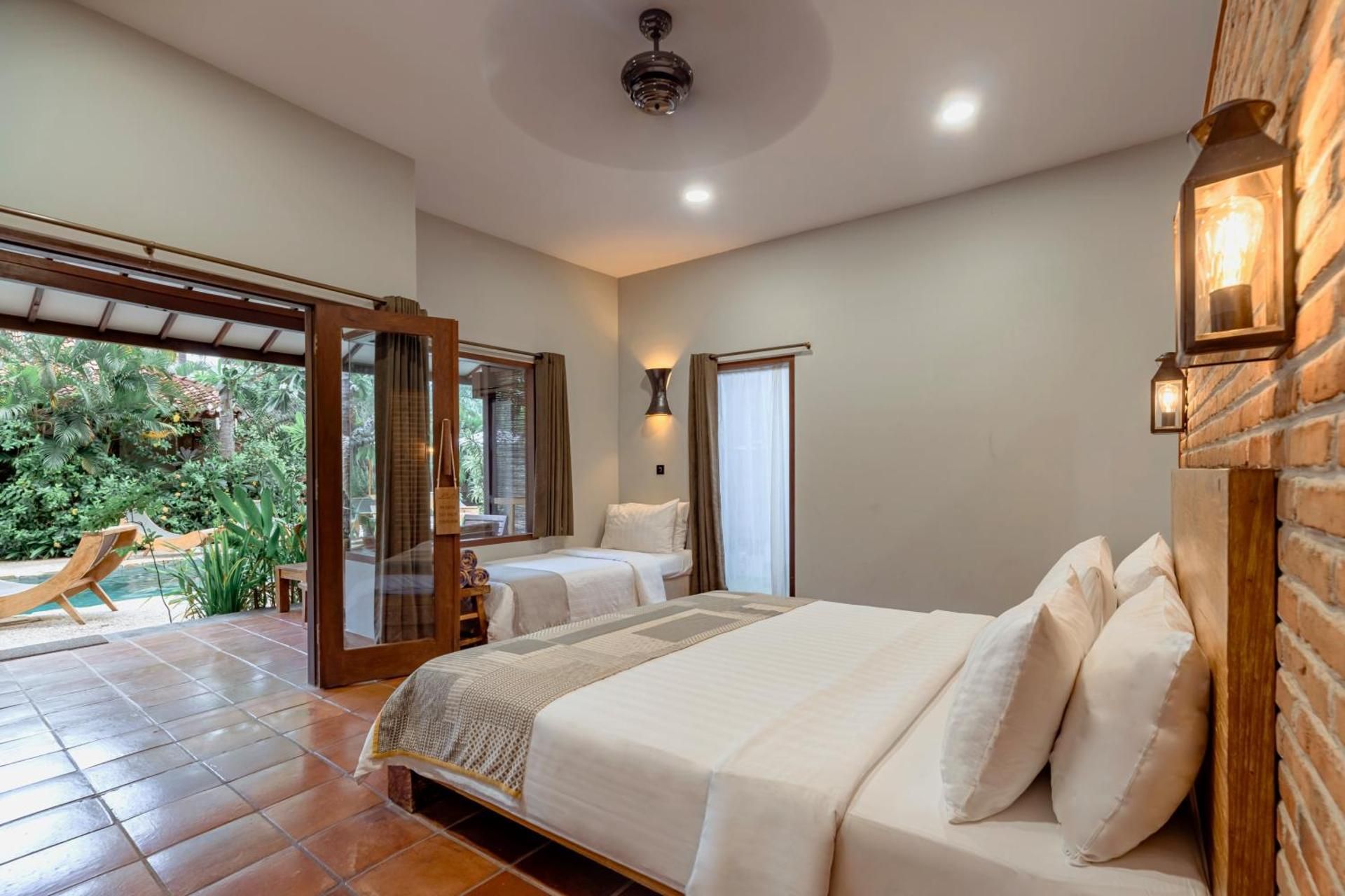 Deluxe Double or Twin Room