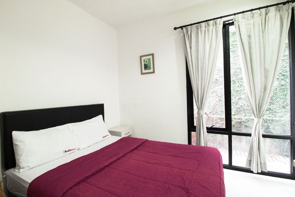 undefined RedDoorz @ Cilandak 3 3