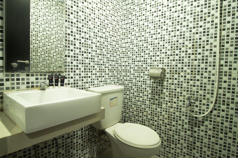 undefined RedDoorz @ Cilandak 3 9